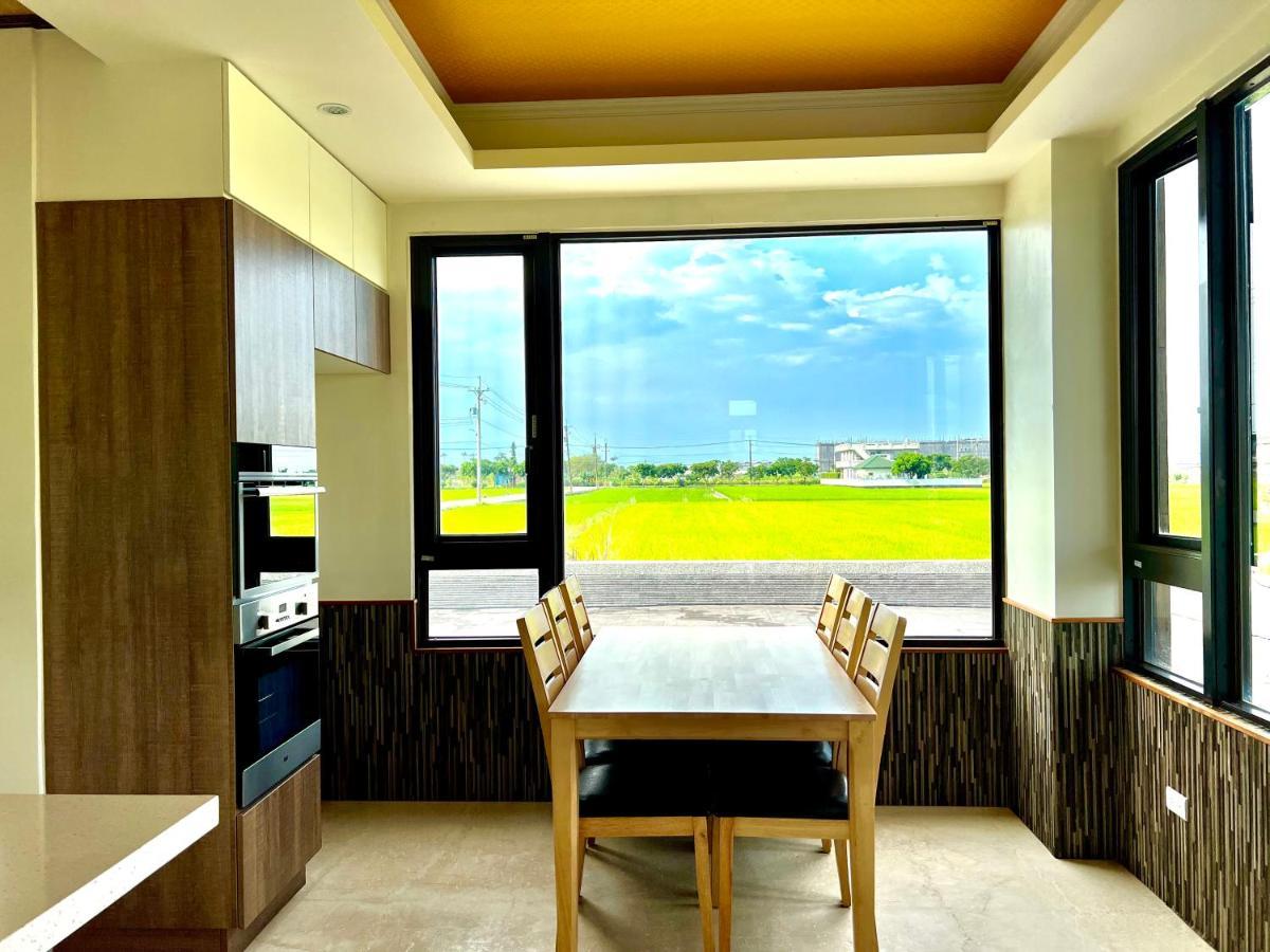 Xin Yi Bed and Breakfast Wujie Eksteriør billede
